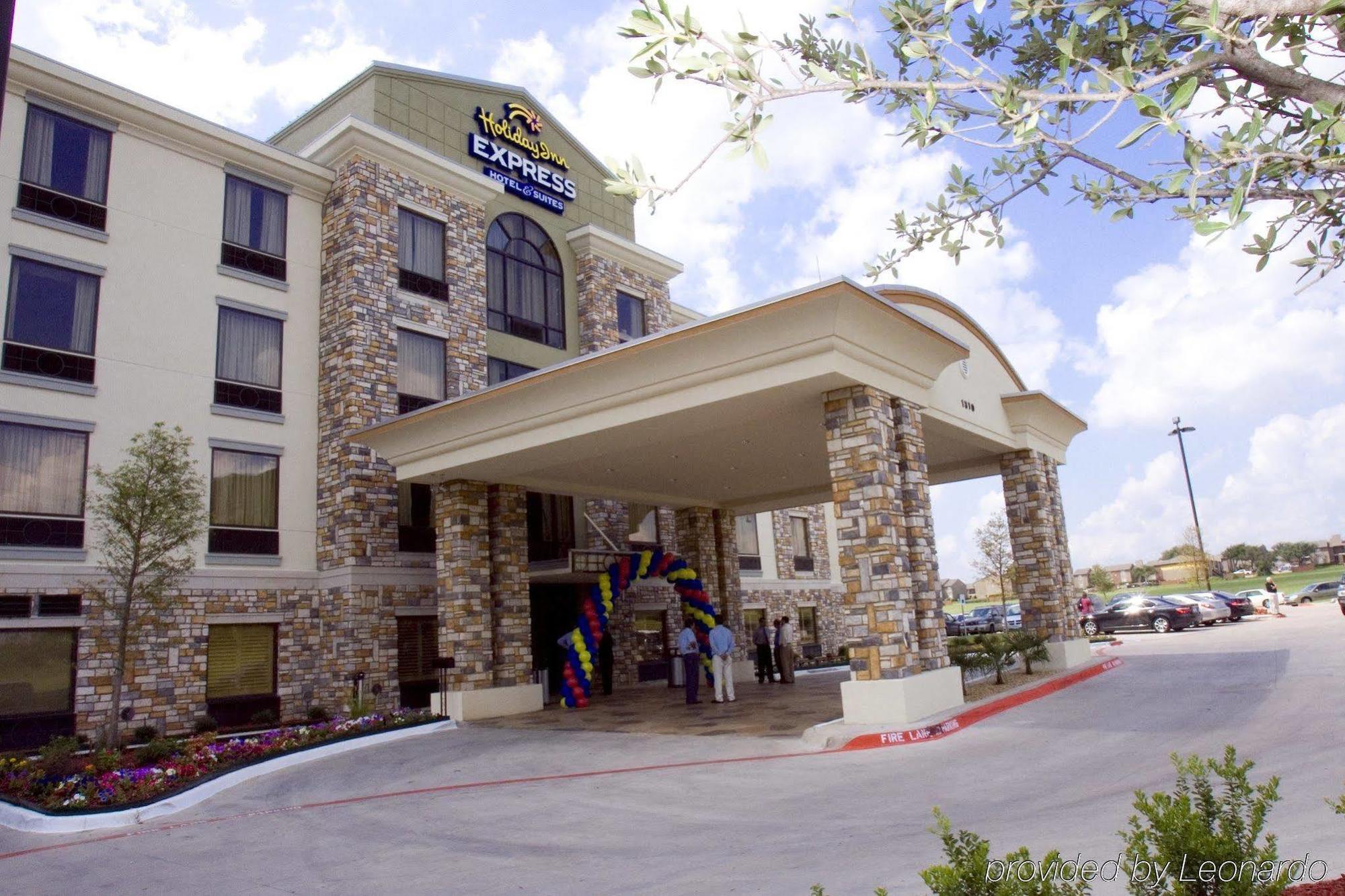 Holiday Inn Express Hotel & Suites Dallas South - Desoto, An Ihg Hotel Bagian luar foto